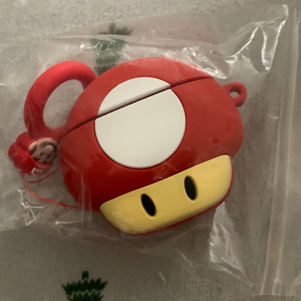 Mario’s friend airpod case airpod 1 and 2